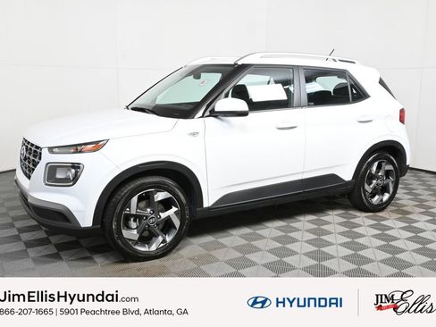 Certified 2023 Hyundai Venue SEL w/ Cargo Package image 2