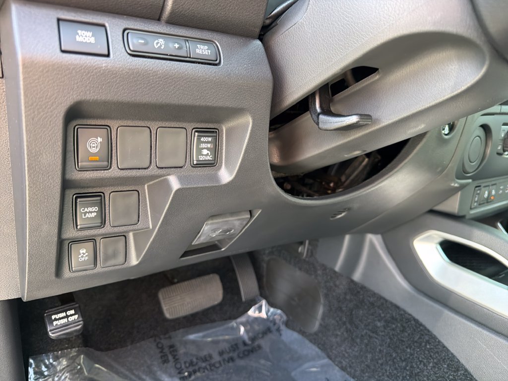 Used 2026 Nissan Frontier SV w/ SV Convenience Package RWD image 17