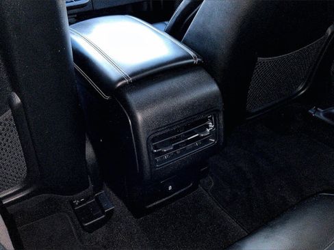 Used 2022 Lincoln Corsair FWD image 33