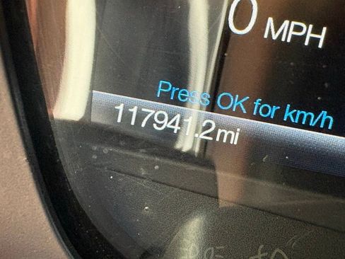 Used 2017 Ford Expedition Limited image 12