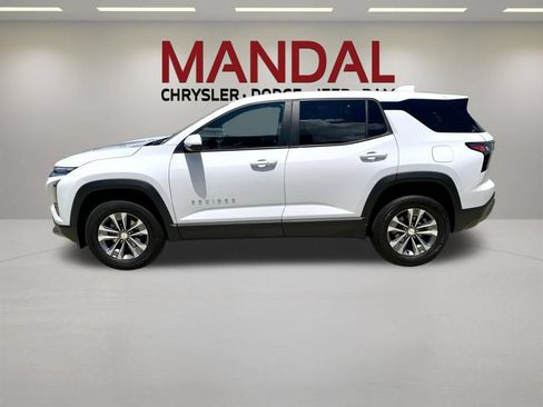 Used 2025 Chevrolet Equinox LT FWD image 9