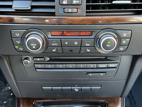 Used 2011 BMW 328i xDrive Sedan image 26