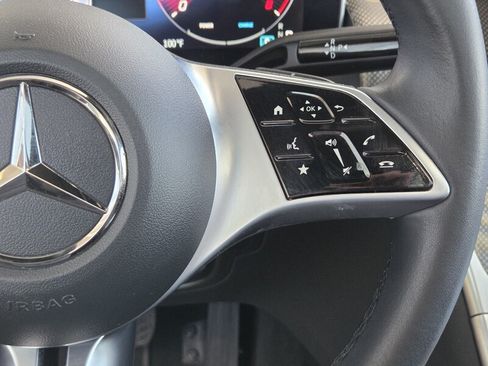 Certified 2023 Mercedes-Benz GLC 300 image 27