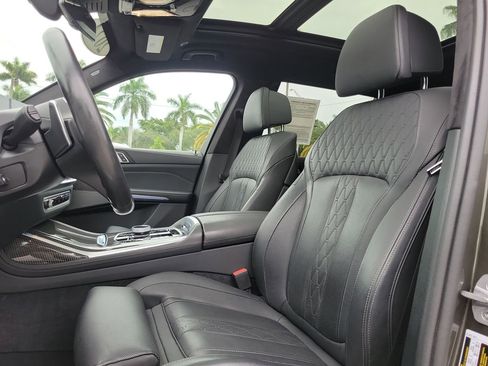 Used 2024 BMW X7 M60i w/ Executive Package image 24
