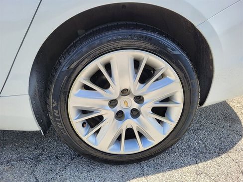 Used 2017 Chevrolet Impala LS FWD image 29