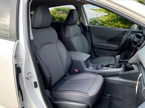 New 2026 Subaru Crosstrek 2.5i Limited w/ Crosstrek Mirror Package image 11