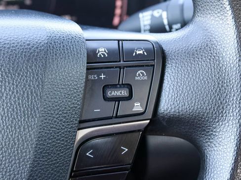 Used 2025 Toyota Camry SE w/ Convenience Package FWD image 21