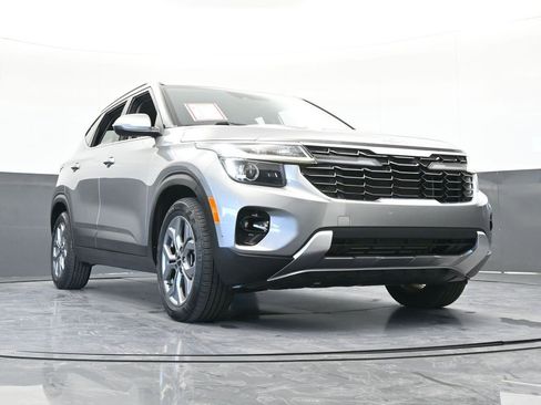 Used 2024 Kia Seltos S image 62