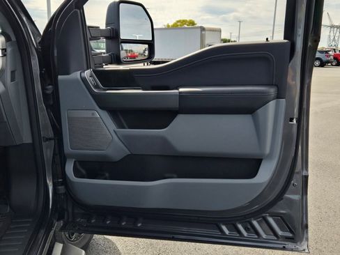 New 2026 Ford F350 XLT w/ XLT Premium Package image 4