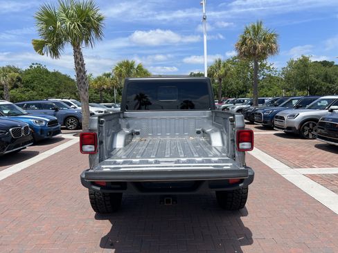 Used 2021 Jeep Gladiator Sport AWD/4WD image 29