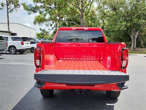New 2026 GMC Sierra 1500 Elevation image 5