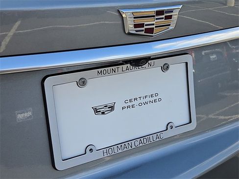 Used 2025 Cadillac XT6 Premium Luxury image 37