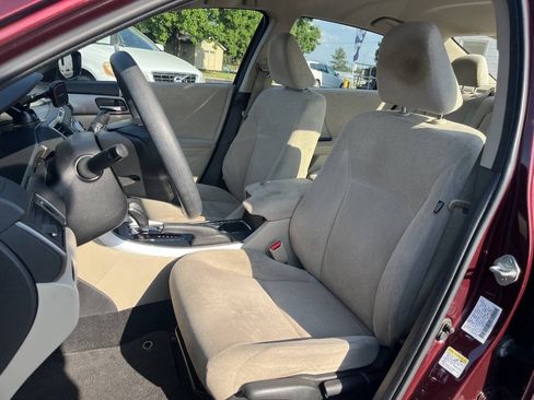 Used 2013 Honda Accord LX image 12