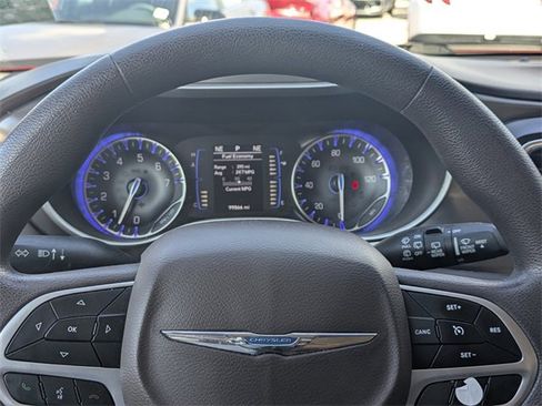 Used 2018 Chrysler Pacifica Touring Plus w/ Tire & Wheel Group image 28