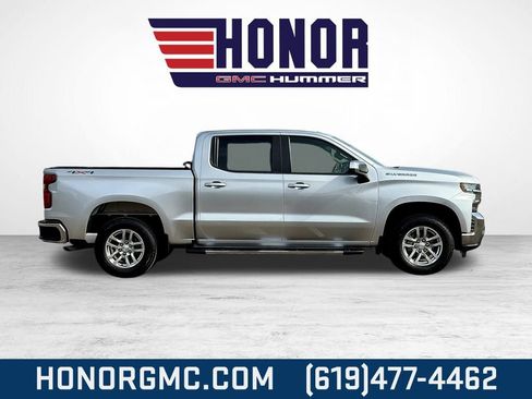 Used 2021 Chevrolet Silverado 1500 LT image 2