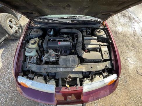 Used 2001 Saturn S-Series SL2 image 41
