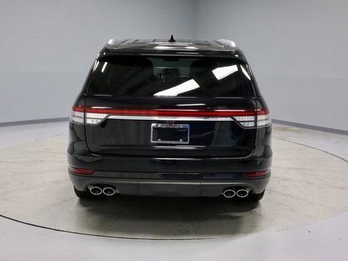 Used 2023 Lincoln Aviator Reserve w/ Class IV Trailer Tow Package image 12