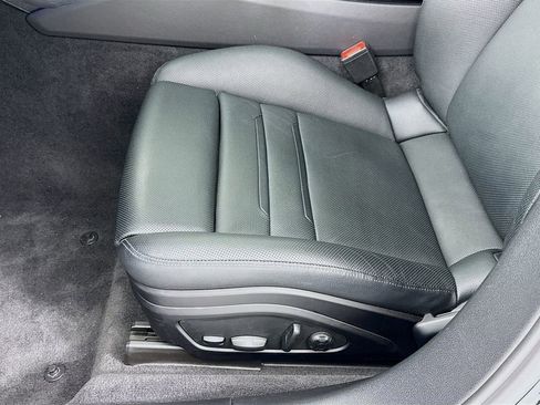 Certified 2023 Porsche Panamera Platinum Edition image 14