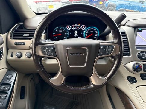Used 2019 GMC Yukon Denali w/ Denali Ultimate Package AWD/4WD image 21