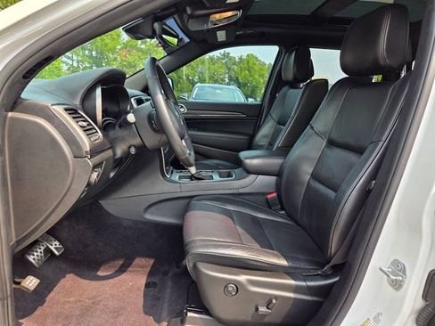 Used 2018 Jeep Grand Cherokee High Altitude RWD image 9