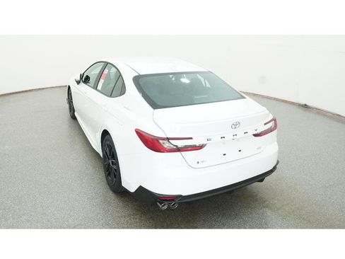 New 2026 Toyota Camry SE image 6