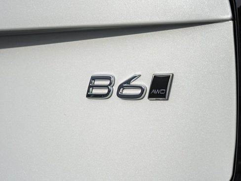New 2026 Volvo XC90 B6 Ultra image 8