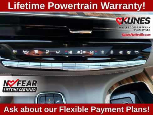 Used 2021 Cadillac Escalade Sport Platinum w/ LPO, ONYX Package AWD/4WD image 21