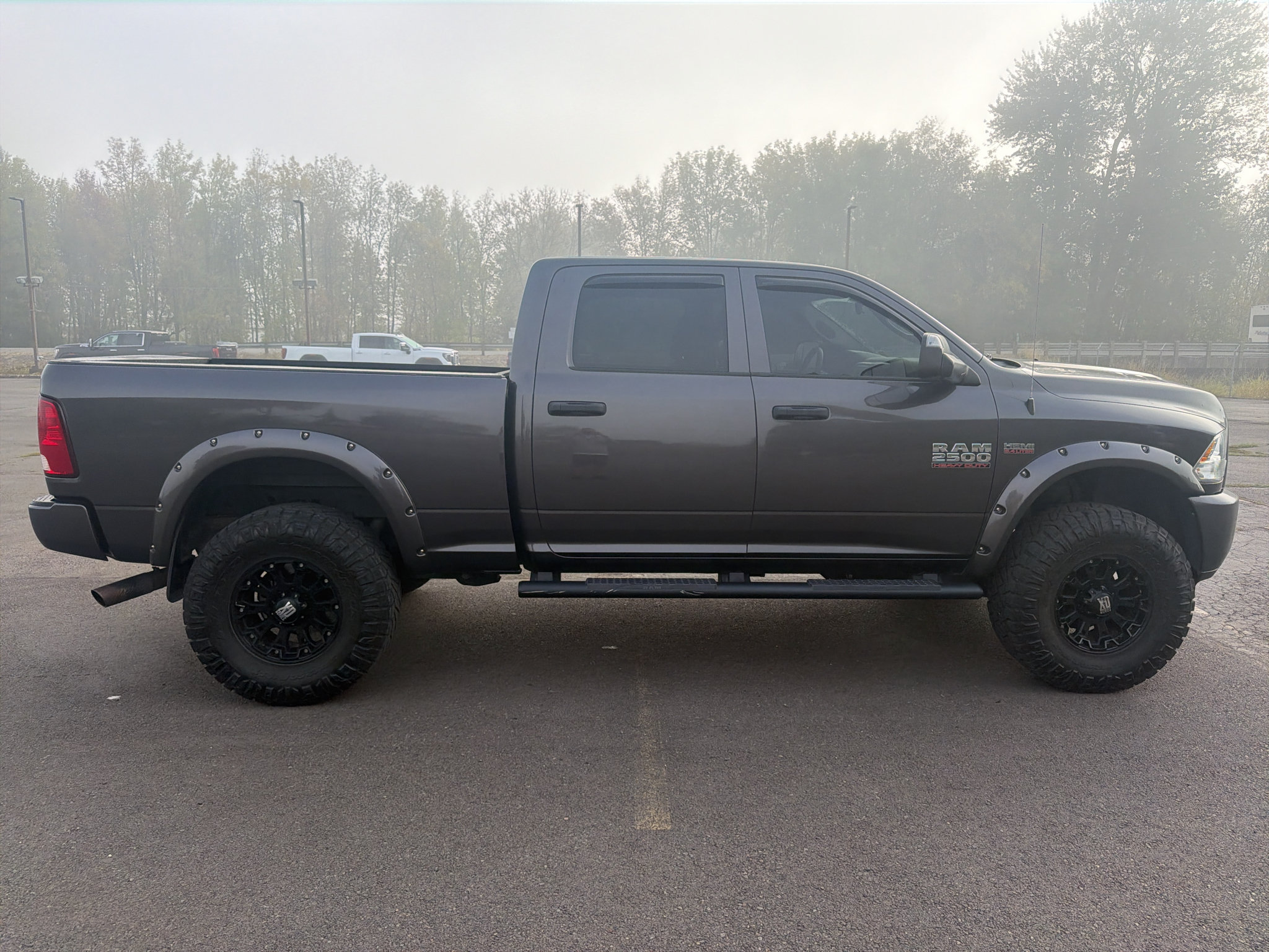 Used 2017 RAM 2500 Tradesman w/ Popular Equipment Group AWD/4WD image 6
