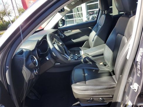 Used 2018 Alfa Romeo Stelvio Ti image 15