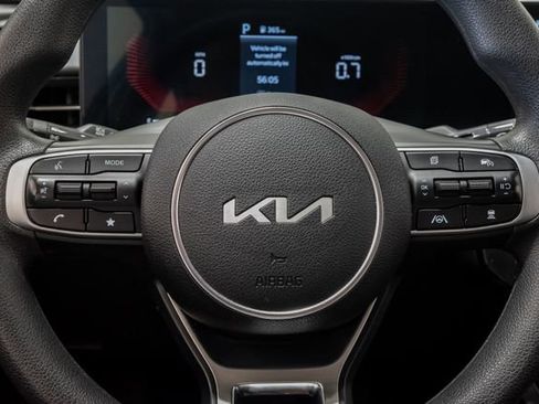 Used 2025 Kia K5 LXS FWD image 12