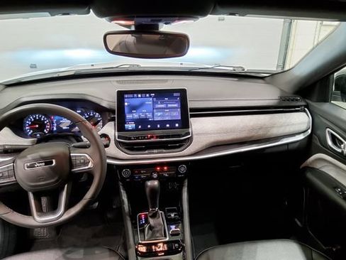 Used 2024 Jeep Compass Latitude AWD/4WD image 22