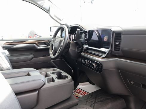 Certified 2023 Chevrolet Silverado 1500 RST w/ LPO, Dark Essentials Package image 40