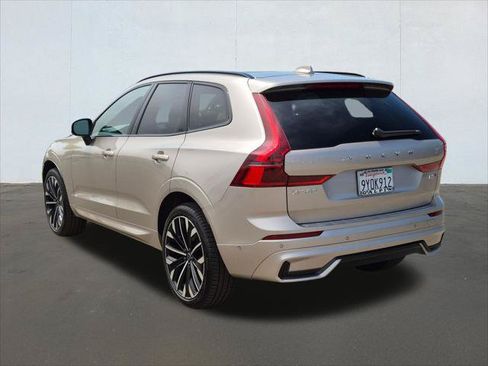 Used 2026 Volvo XC60 B5 Ultra w/ Protection Package Premier AWD/4WD image 7