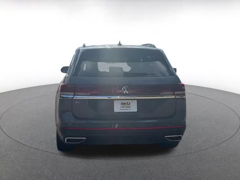 Used 2026 Volkswagen Atlas SE FWD image 10