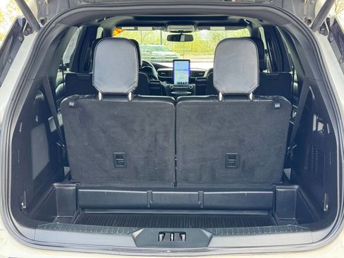 Used 2020 Ford Explorer ST w/ Premium Technology Package AWD/4WD image 7