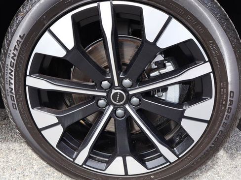 Used 2026 Volvo XC60 B5 Plus image 33