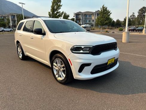 Used 2024 Dodge Durango GT AWD/4WD image 1