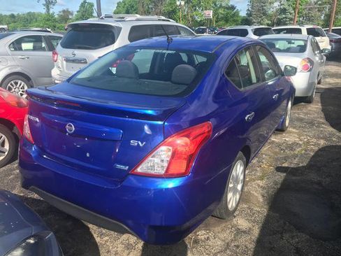Used 2016 Nissan Versa SV image 11