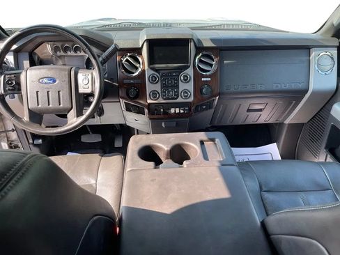 Used 2014 Ford F250 Lariat w/ Lariat Interior Package AWD/4WD image 23