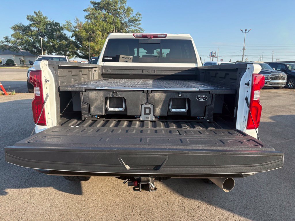 Used 2024 Chevrolet Silverado 2500 ZR2 w/ Technology Package AWD/4WD image 7