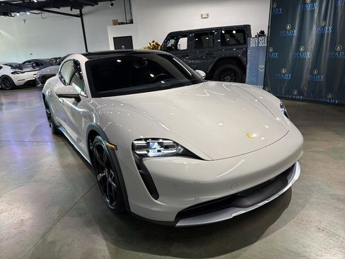 Used 2023 Porsche Taycan 4S w/ Premium Package image 11