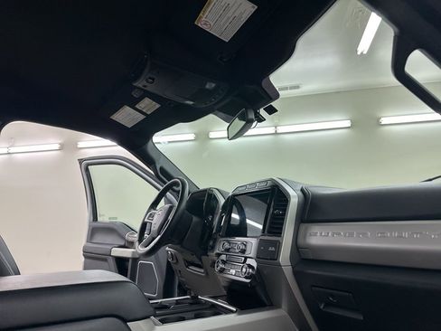 Used 2022 Ford F250 Lariat w/ Lariat Ultimate Package image 18