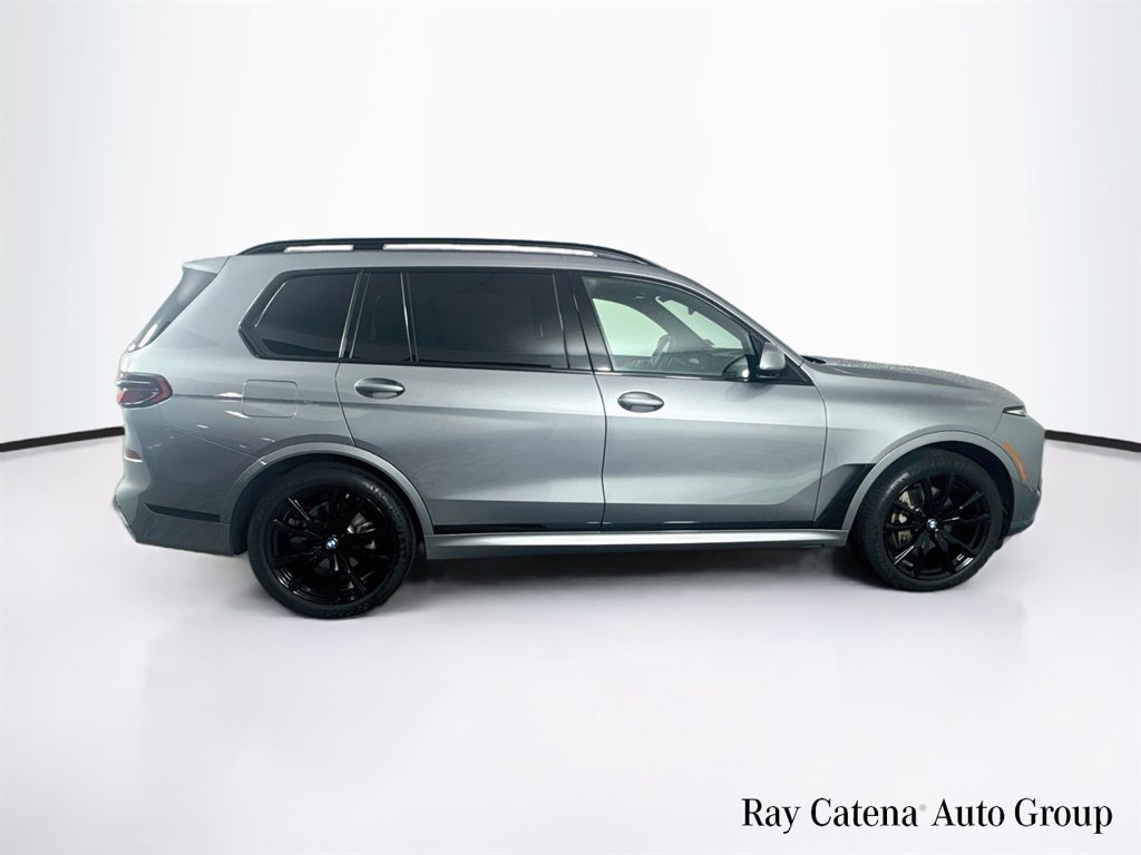 Used 2024 BMW X7 xDrive40i w/ M Sport Package AWD/4WD image 8