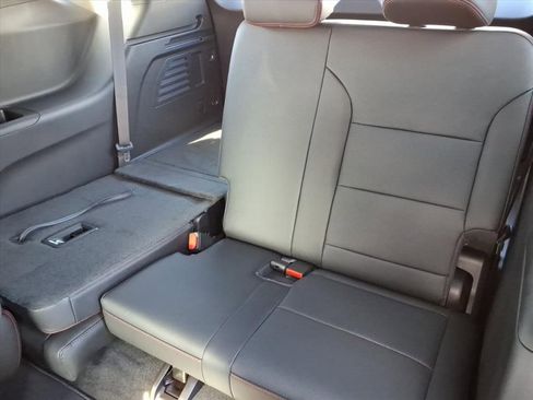 New 2026 Chevrolet Traverse Z71 w/ Driver Confidence Package image 16