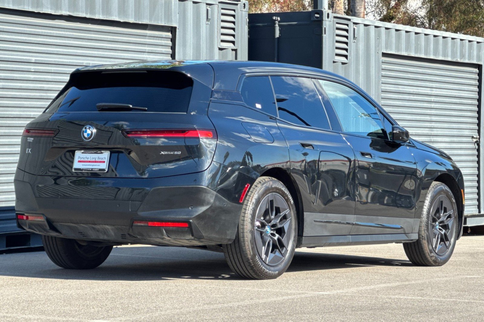 Used 2025 BMW iX xDrive50 AWD/4WD image 8