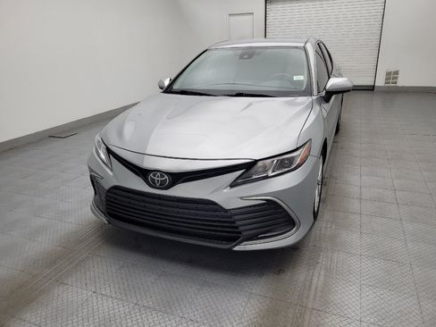 Used 2022 Toyota Camry LE FWD image 15