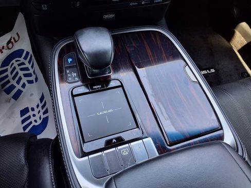 Used 2018 Lexus LS 500 AWD w/ Interior Upgrade Package image 26