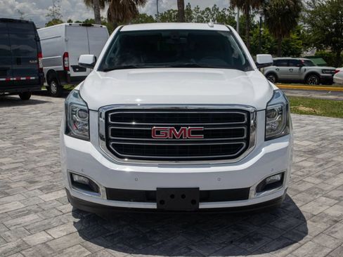 Used 2020 GMC Yukon SLE AWD/4WD image 2