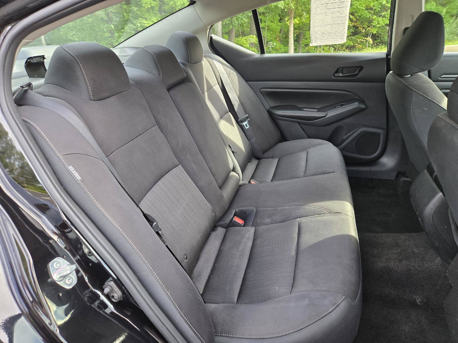 Used 2025 Nissan Altima 2.5 SV FWD image 27