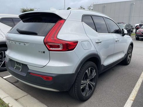 Used 2022 Volvo XC40 T5 Inscription w/ Climate Package AWD/4WD image 4